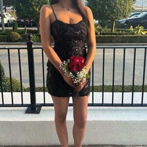 Elegant Black Sequin Hoco Dress